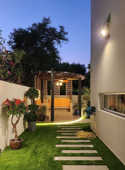 Project Violet by OutMazed Design, Dubai, UAE